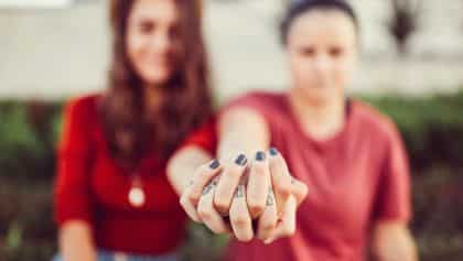 Lesbian Dating Advice Maintain Engagement During Dates