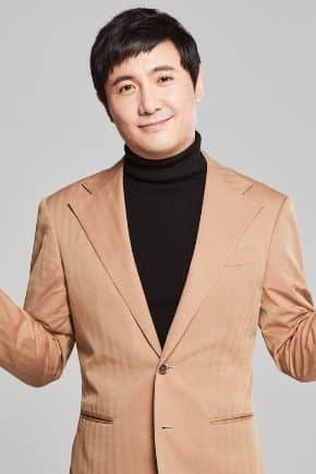 Chinese-actor-Shen-Teng